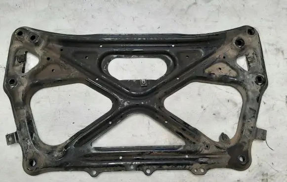 Engine mount bracket