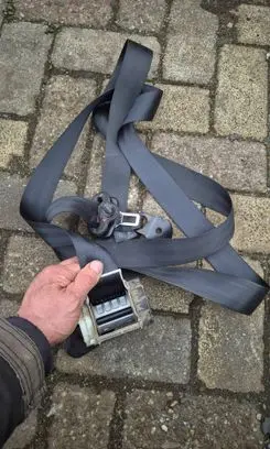 Front seatbelt