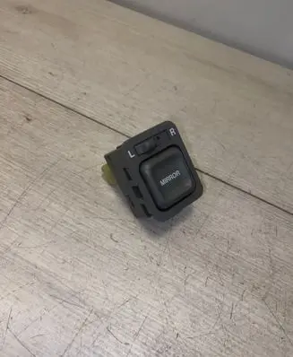Honda CR-V Wing mirror switch 1834981