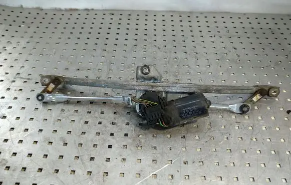Audi A4 S4 B5 8D Front wiper linkage and motor 0390241132 8D1955113B