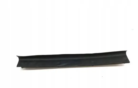 Audi Q2 - Engine compartment rubber 81A823125