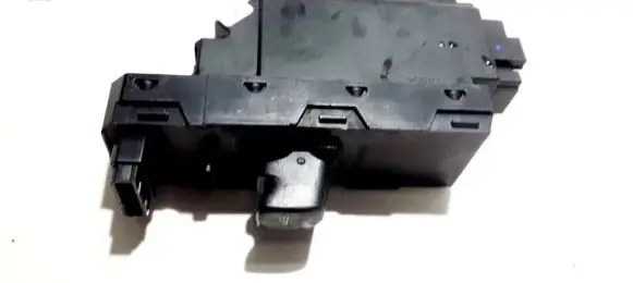Volvo V70 Electric window control switch 30732817