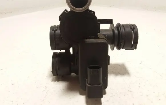Mercedes-Benz E W211 Electric auxiliary coolant/water pump A2118320085