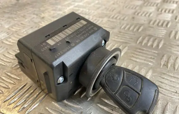 Mercedes-Benz CLK A209 C209 Ignition lock 2095452108 33002417 5014778711006129