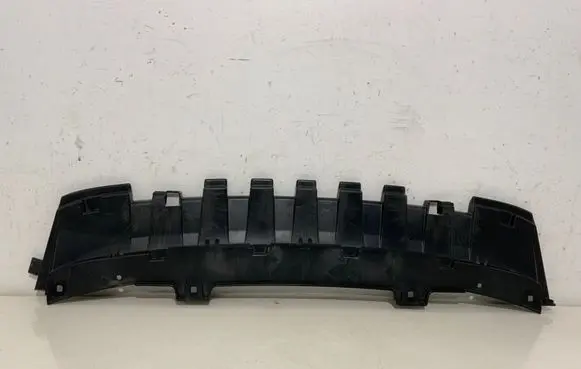 Audi R8 4S Front bumper skid plate/under tray 4S0807233A