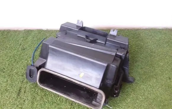 Volkswagen II LT Interior heater climate box assembly housing 2D0819005