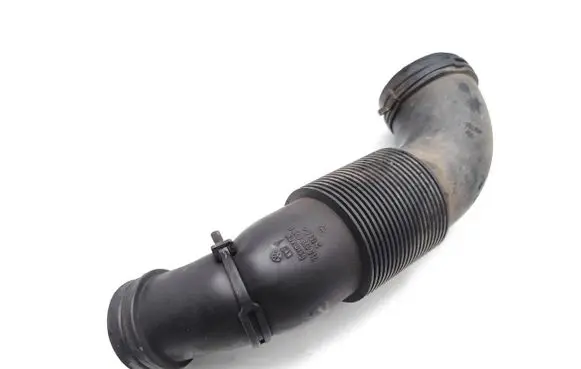 Audi Q7 4L Air intake hose/pipe 7L6129627F