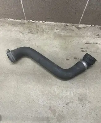 BMW 5 F10 F11 Engine coolant pipe/hose
