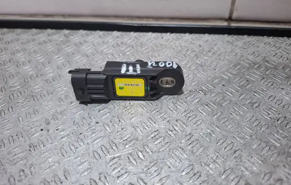 Renault Master III Air pressure sensor 0281006391