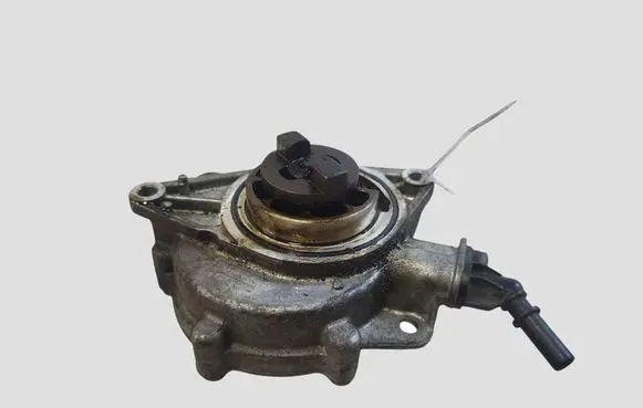 Peugeot 5008 Vacuum pump V758642480