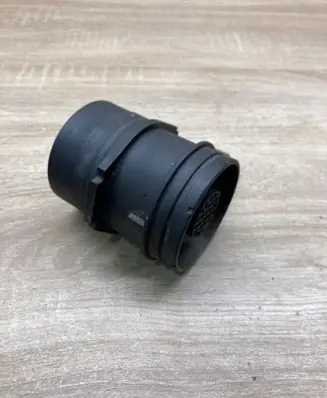 BMW 7 E65 E66 Mass air flow meter 7788743 0281002567
