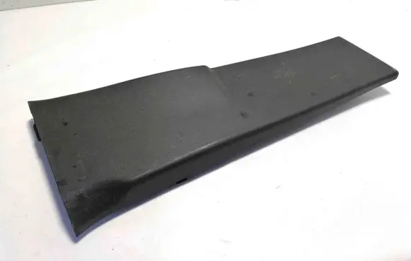 (B) pillar trim (top)
