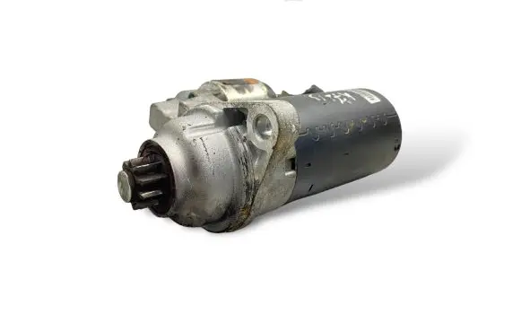 Volkswagen Golf V Starter motor 1126880 BDK