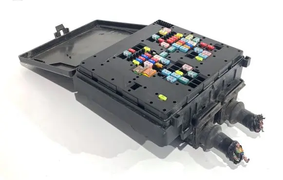 Ford Focus Fuse box set JX6T-14D068-BD