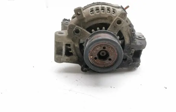 Toyota Avensis T250 Generator/alternator