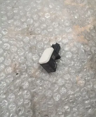 Volvo S60 Airbag deployment crash/impact sensor 31334336