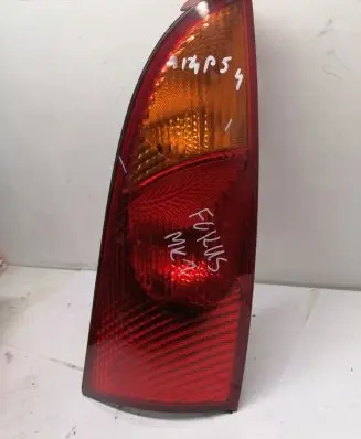 Ford Focus Rear/tail lights XS4113404AD