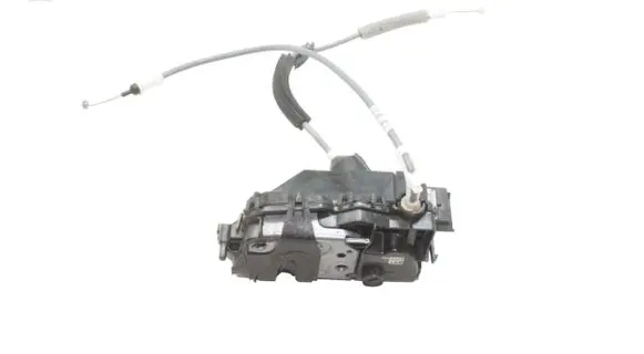 Opel Mokka B Front door lock PSA444555