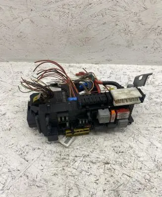 Mercedes-Benz C W204 Fuse box set A2049060405 A2045458732 A2129028502