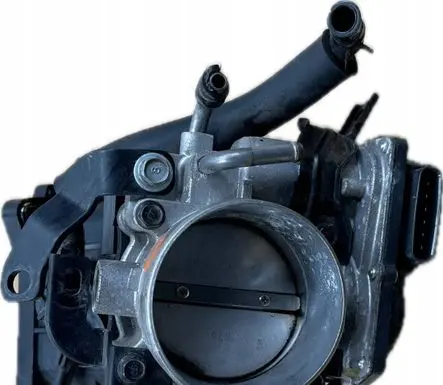 Hyundai Genesis Throttle body valve 351003CAC0