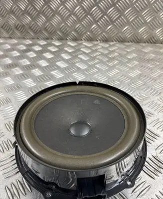 Volkswagen Touareg II Front door speaker 7P6035454