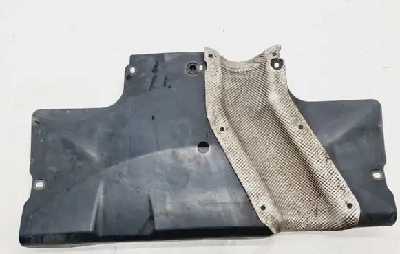 Center/middle under tray cover