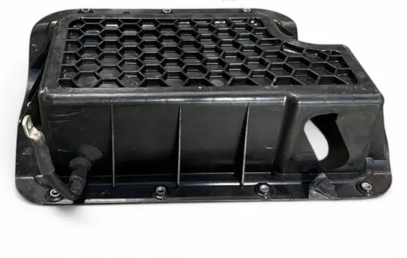 Volkswagen Golf VII Battery box tray cover/lid 5Q0915435D