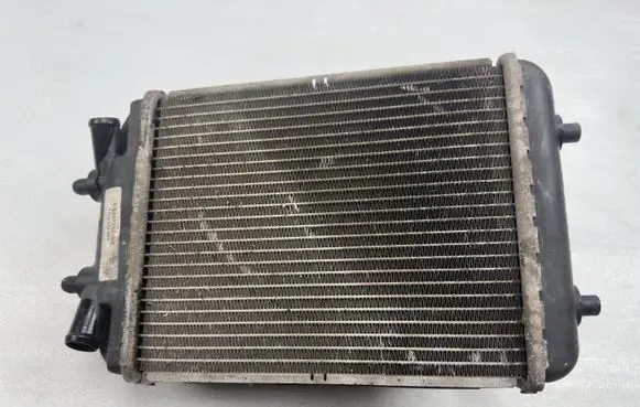 Audi RS3 Coolant radiator 8K0121212C 8K0121212