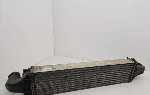 Mercedes-Benz A W176 Intercooler radiator Z4633002 A465000900
