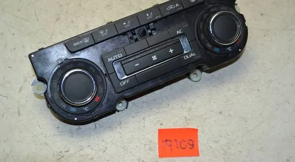 Skoda Octavia Mk2 (1Z) Climate control unit 3T0907044AR 5HB00974944