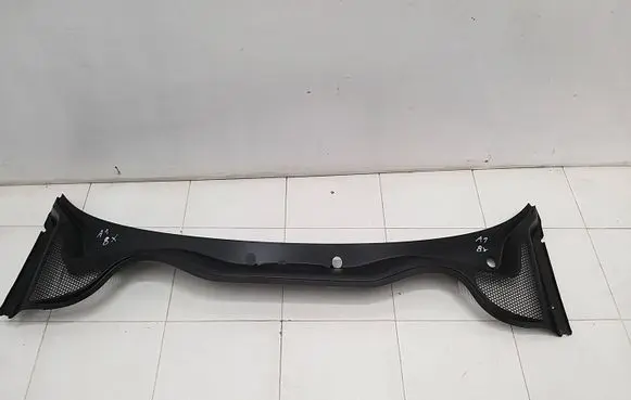 Audi A1 Wiper trim 8X1819415