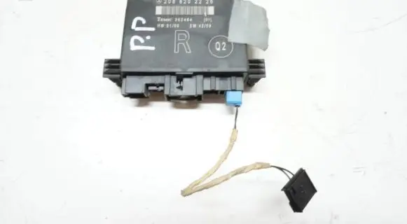 Mercedes-Benz CLK A208 C208 Door control unit/module 2088202226