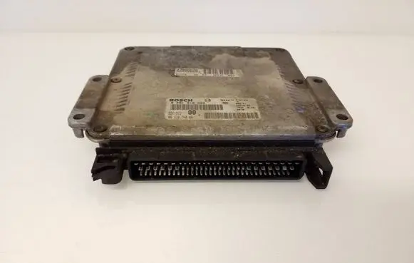 Peugeot 607 Engine control unit/module 9637874080 EDC15C2 0281010262