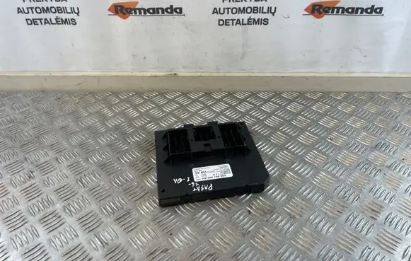 Volkswagen PASSAT B8 Comfort/convenience module 5Q0937086