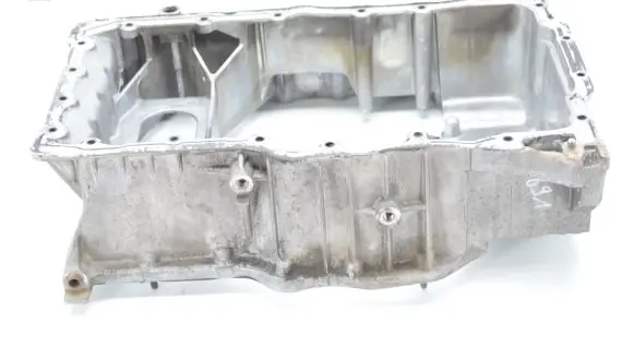 Hyundai ix35 Oil sump 215102F001