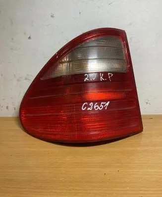 Mercedes-Benz E W210 Rear/tail lights A2108204864 C2651