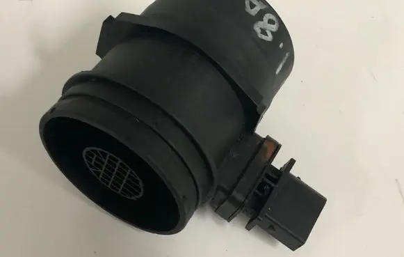 BMW 1 E81 E87 Mass air flow meter 7788743
