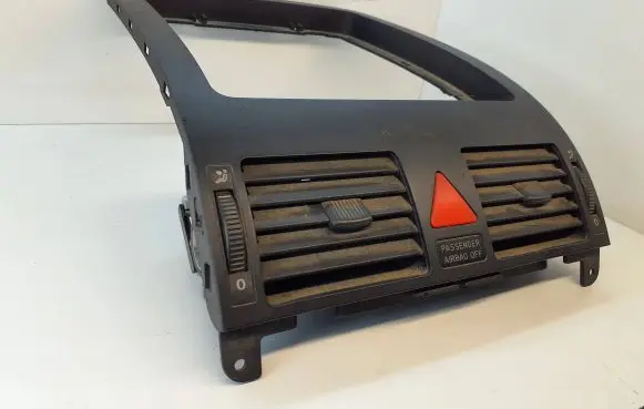 Volkswagen Touran I Dash center air vent grill 1T1819728B