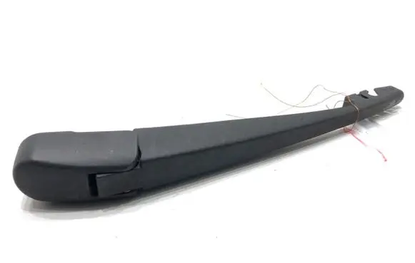 Honda CR-V Rear wiper blade arm