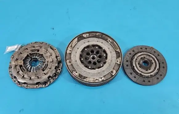 BMW 3 F30 F35 F31 Dual mass flywheel 7638349 IMPRK1533148