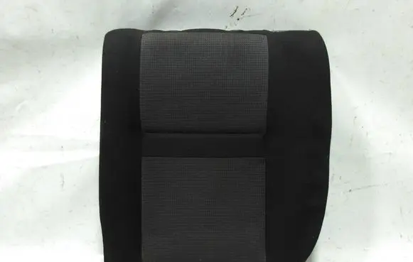 Volkswagen Golf IV Second row seats VWG4