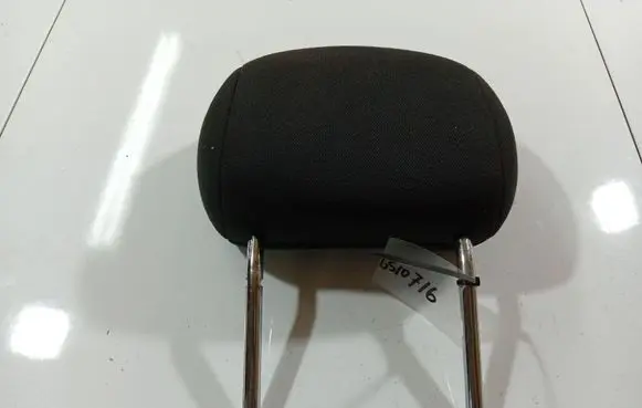 Opel Zafira A Front seat headrest 