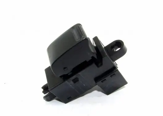 Nissan Primera Electric window control switch C8DD705N