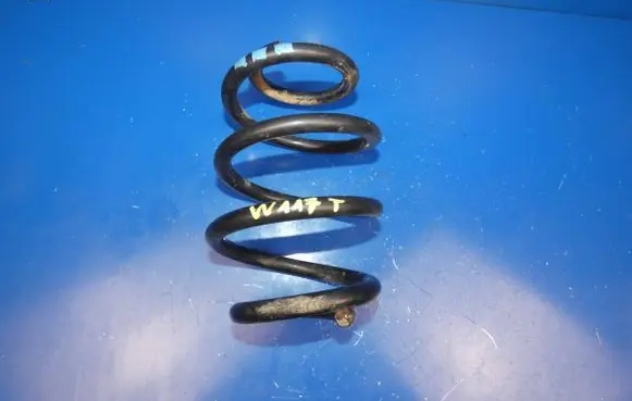 Mercedes-Benz CLA C117 X117 W117 Rear coil spring