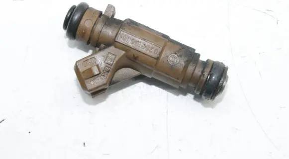 Mercedes-Benz SL R230 Fuel injector 0280156016