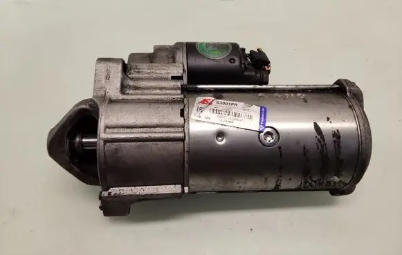 Renault Trafic II (X83) Starter motor