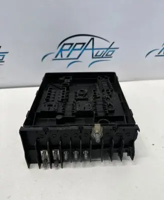 Volkswagen Caddy Fuse module 1K0937125A