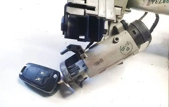 Opel Insignia A Ignition lock 313170