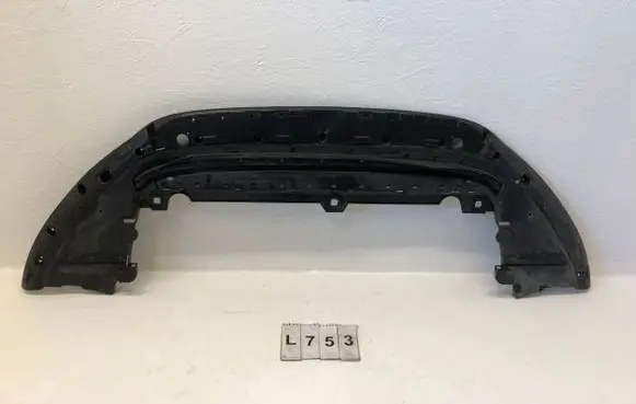 Volvo V60 Front bumper skid plate/under tray 31352298