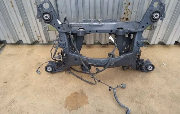 Volvo XC90 Rear subframe 